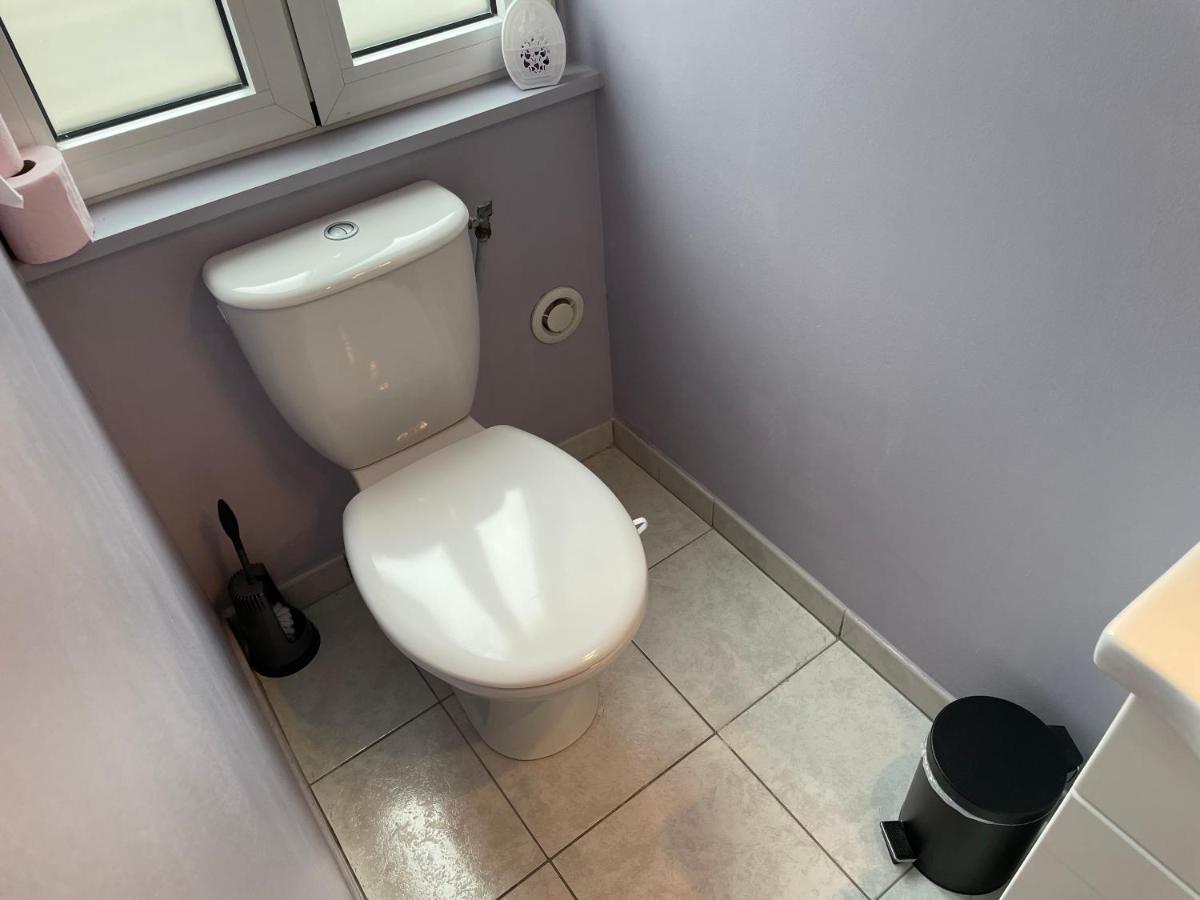 Chez Nous -Parking Gratuit Et Wifi A Vierzon Apartment Екстериор снимка