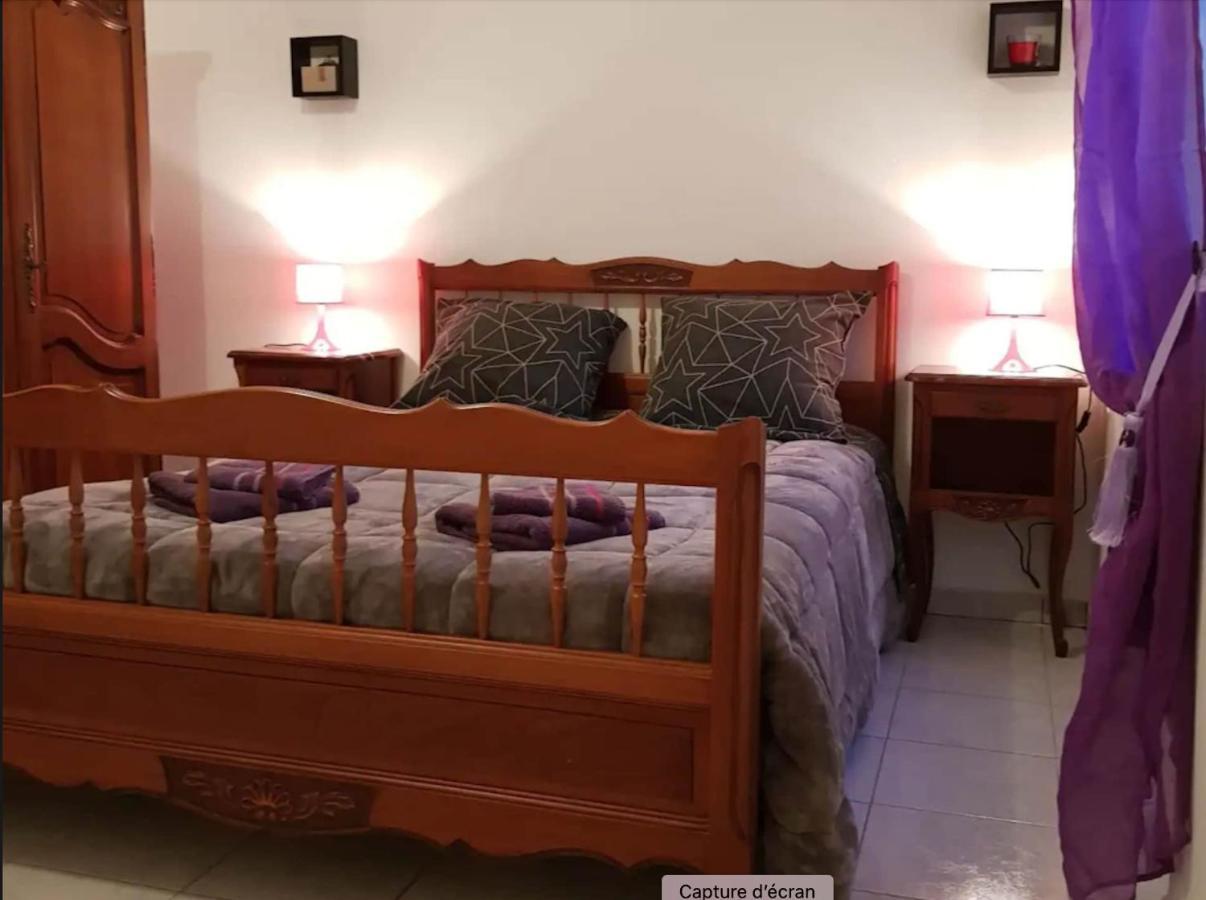 Chez Nous -Parking Gratuit Et Wifi A Vierzon Apartment Екстериор снимка